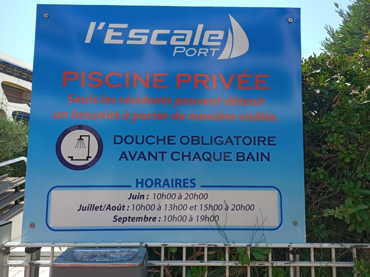 Studio Avec Loggia Entre Port, Plage Et Piscine Le Grau-du-Roi Luaran gambar
